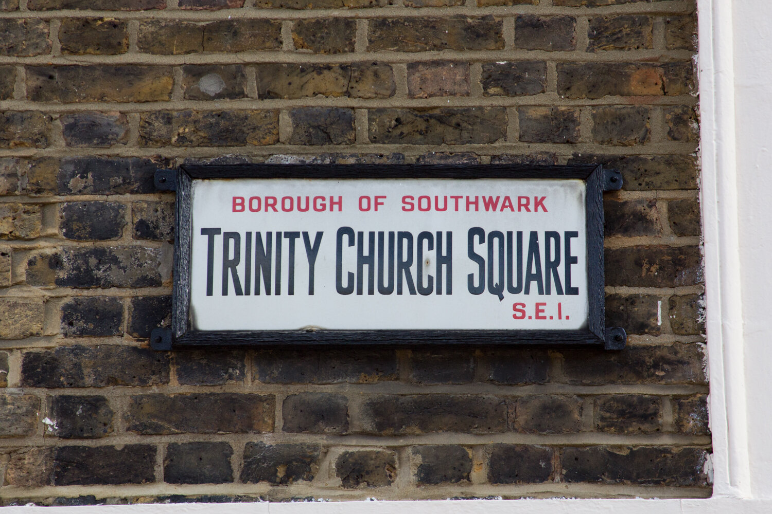 A book, a day: London Street Signs by Alistair Hall | TypeRoom